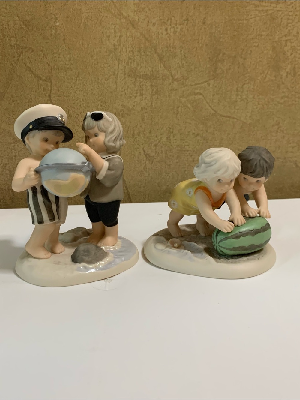 Vintage Enesco Alaska Momma Beach Kids Figurines - Set of 2